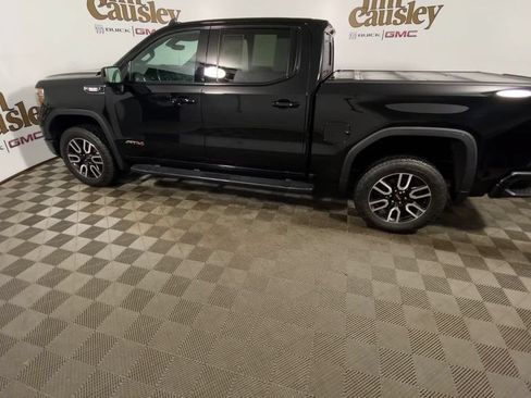 Used 2021 GMC Sierra 1500 AT4 w/ AT4 Value Package AWD/4WD image 5