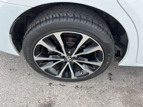 Used 2018 Toyota Corolla SE w/ Protection Package FWD image 25