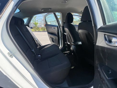 Used 2019 Kia Forte Sedan FWD image 30