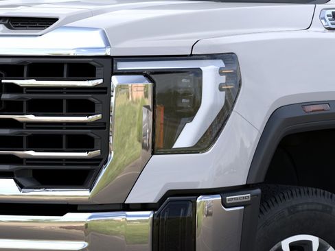 New 2026 GMC Sierra 2500 SLE AWD/4WD image 11
