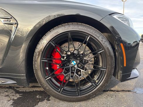 Used 2022 BMW M3 Competition w/ M Carbon Exterior Package image 18