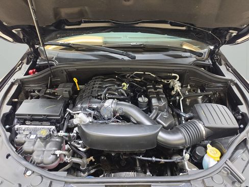 Certified 2025 Dodge Durango GT AWD/4WD image 10