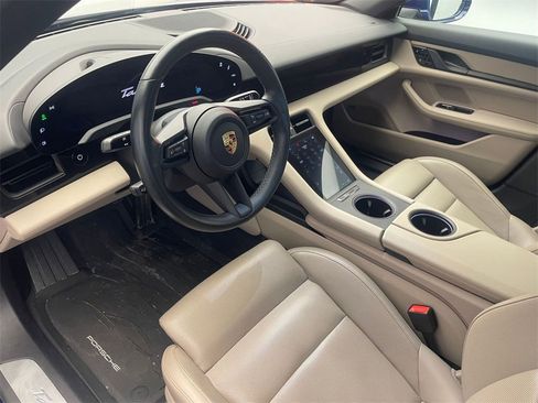 Used 2021 Porsche Taycan 4S image 4