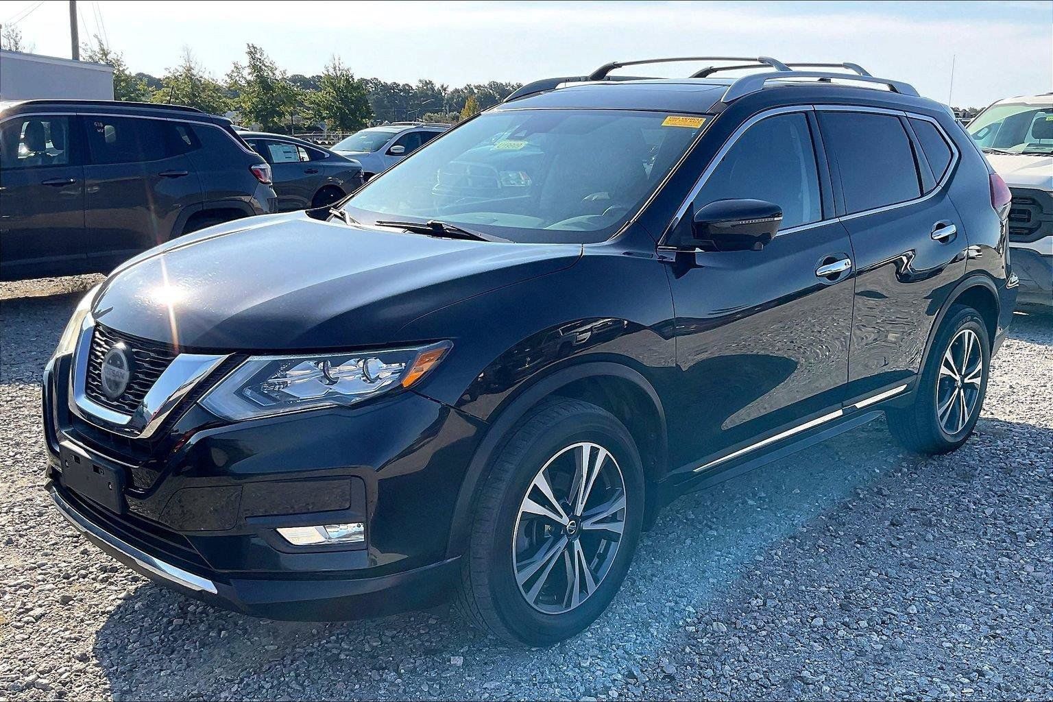 Certified 2018 Nissan Rogue SL w/ Premium Package AWD/4WD image 2