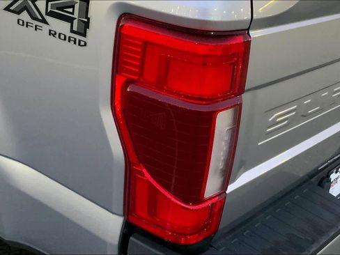 Used 2020 Ford F250 Lariat image 26