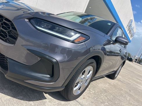 Used 2023 Honda HR-V LX image 4