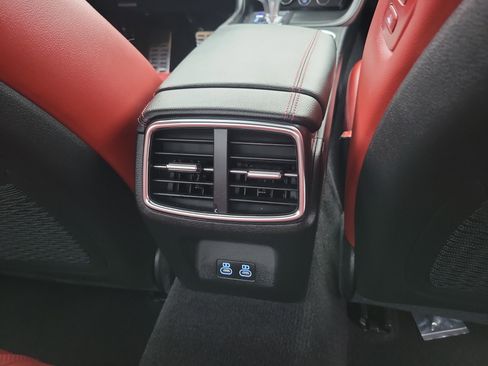 Certified 2025 Genesis G70 3.3T Advanced image 24