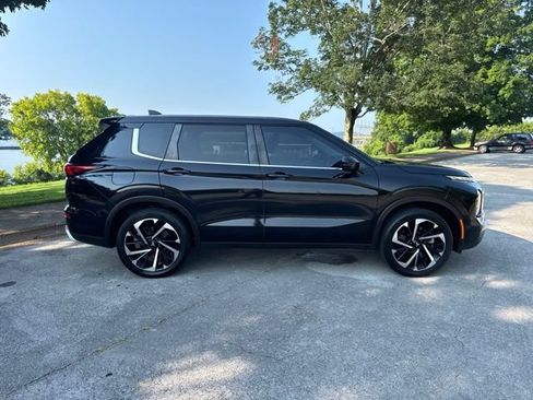 Used 2022 Mitsubishi Outlander SE FWD image 10