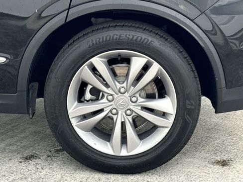 Used 2023 Acura MDX SH-AWD image 11