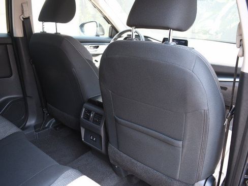 Used 2025 Nissan Rogue SV AWD/4WD image 27