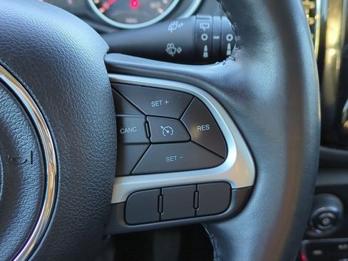 Used 2020 Jeep Compass Latitude image 25