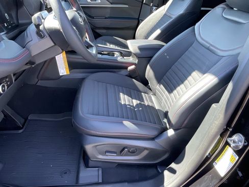 New 2025 Ford Explorer ST-Line w/ Premium Package image 11