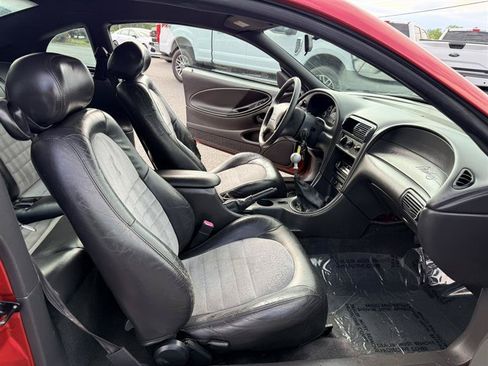 Used 2001 Ford Mustang Cobra RWD image 11