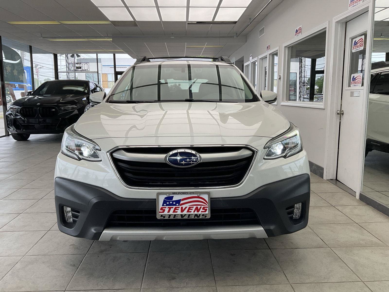 Used 2021 Subaru Outback Limited XT AWD/4WD image 2