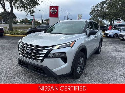 Certified 2025 Nissan Rogue S image 2