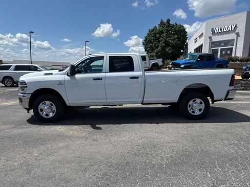 New 2026 RAM 2500 Tradesman AWD/4WD image 2