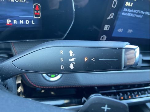 Used 2026 Chevrolet Equinox RS w/ Safety and Technology Package image 29