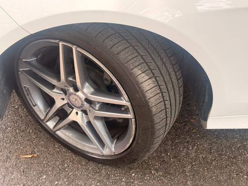 Used 2014 Mercedes-Benz E 350 Sedan w/ Premium 1 Package image 9