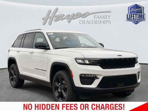 New 2025 Jeep Grand Cherokee Limited w/ Black Appearance Package image 2