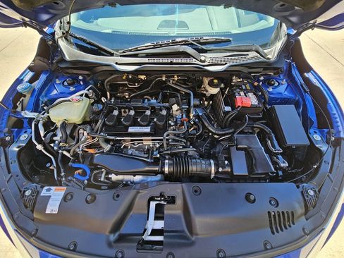 Used 2016 Honda Civic Touring image 32