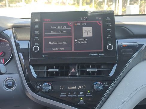 Used 2024 Toyota Camry XSE image 16