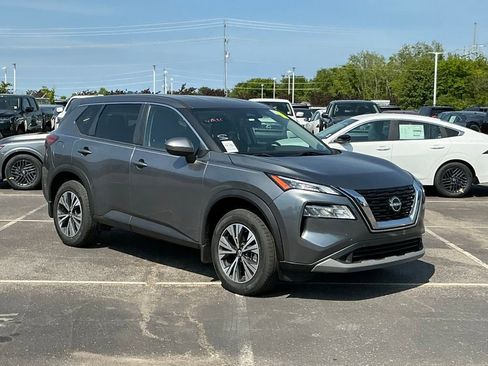Used 2023 Nissan Rogue SV FWD image 1