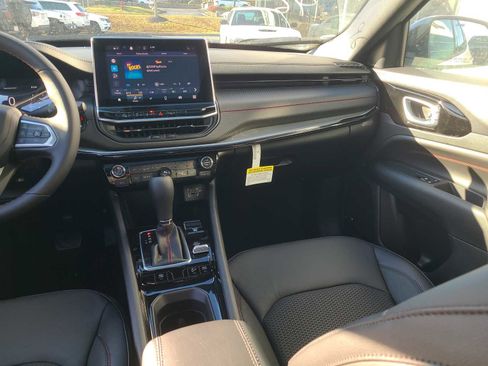 New 2024 Jeep Compass Trailhawk w/ Sun and Sound Group image 46