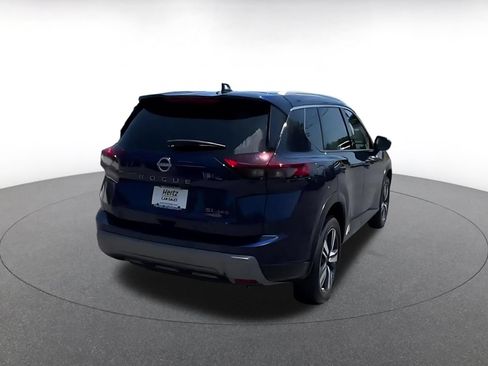 Used 2026 Nissan Rogue SL AWD/4WD image 14