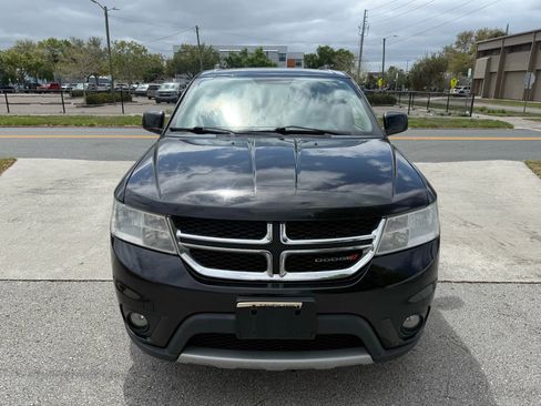 Used 2017 Dodge Journey SXT w/ Comfort/Convenience Group AWD/4WD image 1