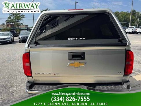 Used 2019 Chevrolet Colorado LT w/ LT Convenience Package RWD image 6