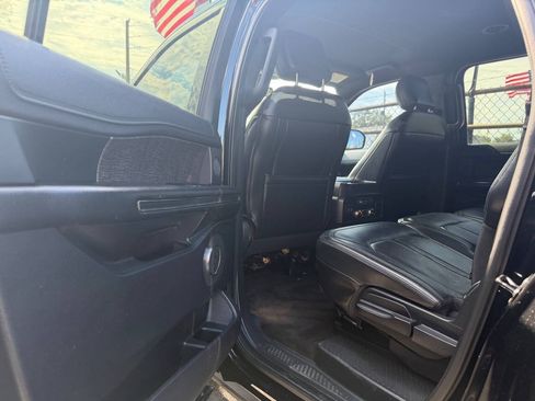 Used 2018 Ford Expedition Max Limited RWD image 15