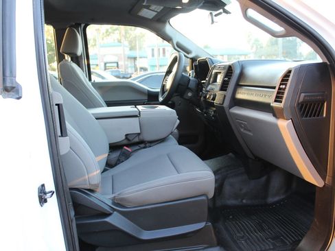 Used 2020 Ford F250 XL w/ Power Equipment Group AWD/4WD image 10