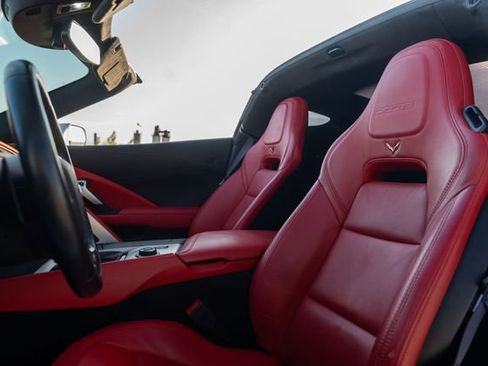 Used 2016 Chevrolet Corvette Z06 w/ 3LZ Preferred Equipment Group image 13