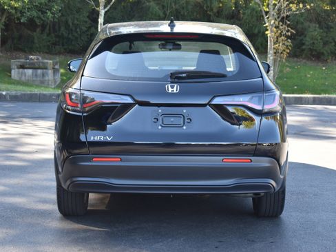 Certified 2024 Honda HR-V LX image 29