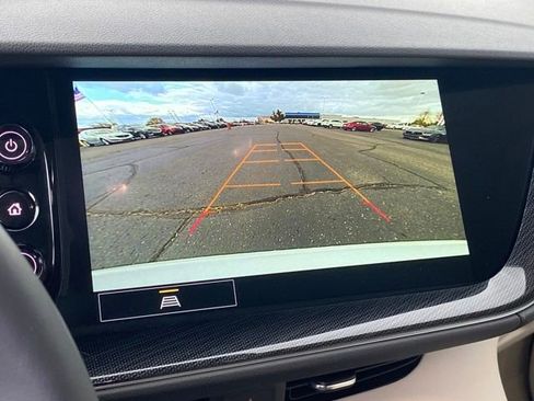 Certified 2023 Buick Envision Essence image 11