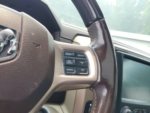 Used 2015 RAM 1500 Laramie Longhorn w/ Convenience Group AWD/4WD image 17