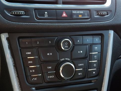 Used 2016 Buick Encore FWD image 17