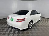 Used 2011 Toyota Camry SE image 5