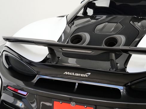 Used 2019 McLaren 600LT RWD image 52