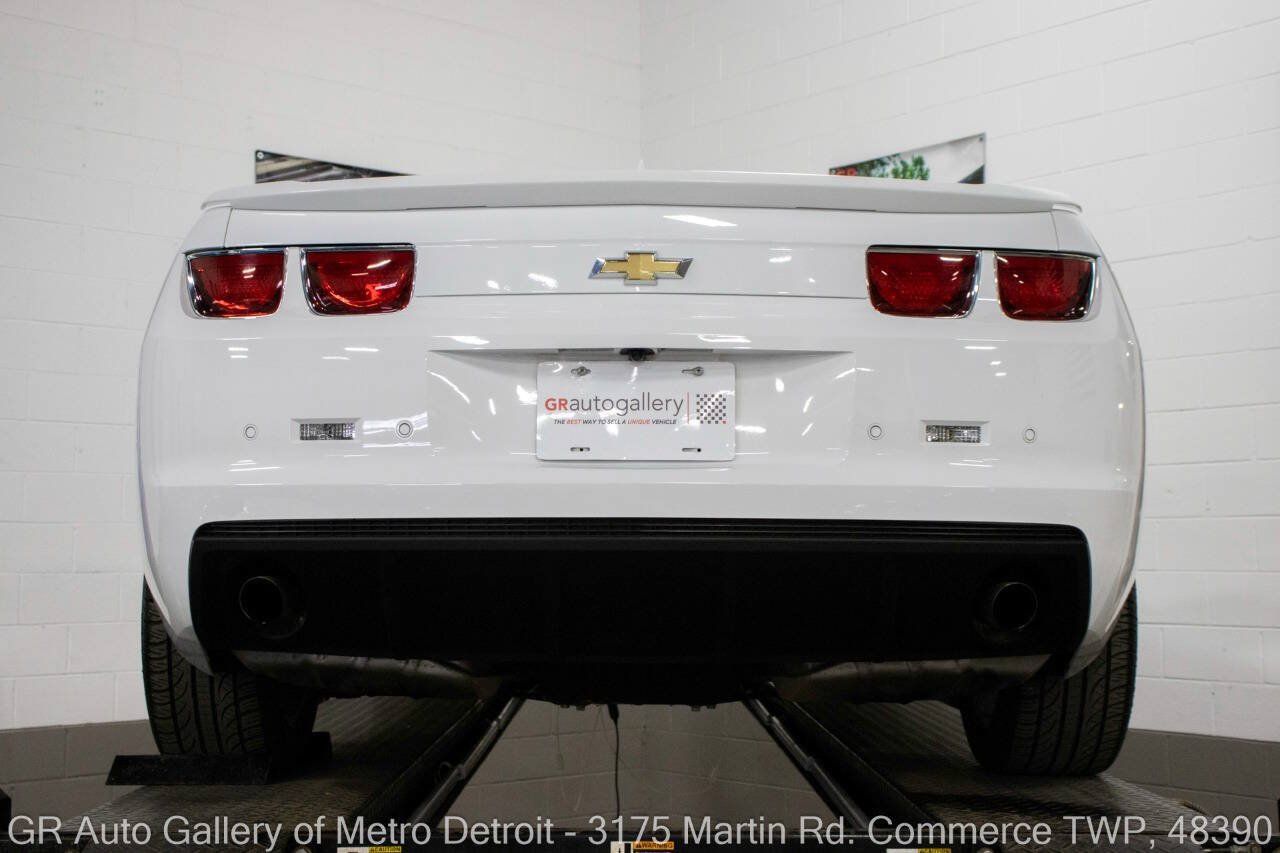 Used 2013 Chevrolet Camaro LT RWD image 21