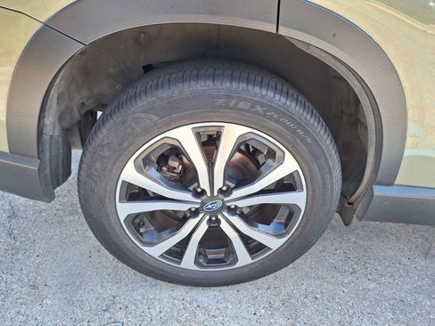 Used 2021 Subaru Forester Limited image 26