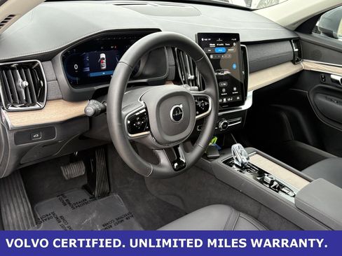 Certified 2025 Volvo XC90 B6 Plus image 16