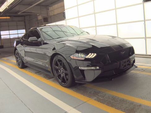 Used 2018 Ford Mustang GT w/ Equipment Group 301A RWD image 2