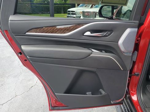 Certified 2024 Cadillac Escalade Premium Luxury Platinum image 14