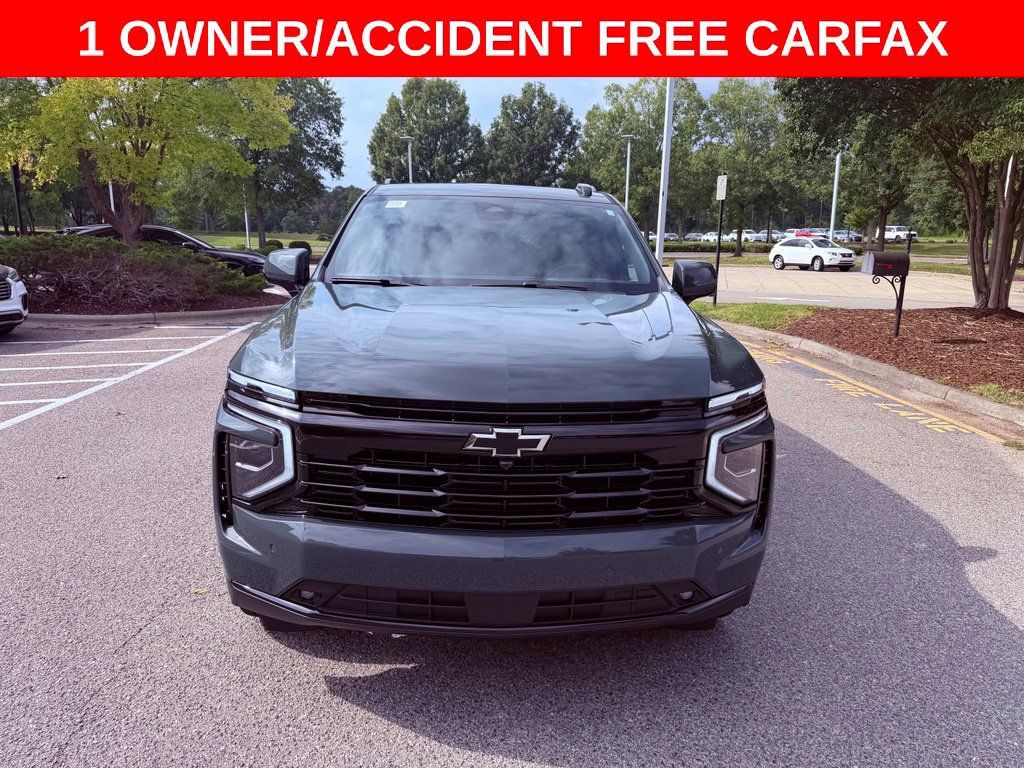 Used 2025 Chevrolet Tahoe RST w/ Comfort Package AWD/4WD image 2