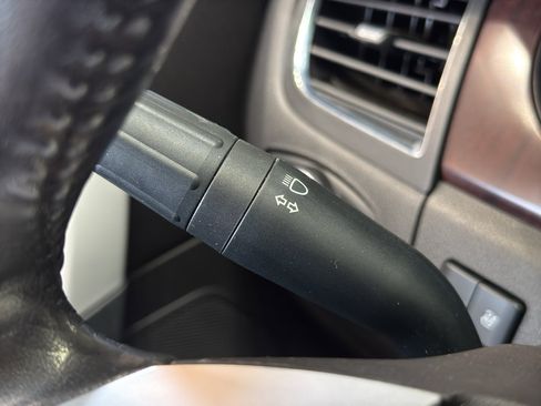 Used 2013 Ford Edge Limited w/ Class II Trailer Tow Pkg image 23