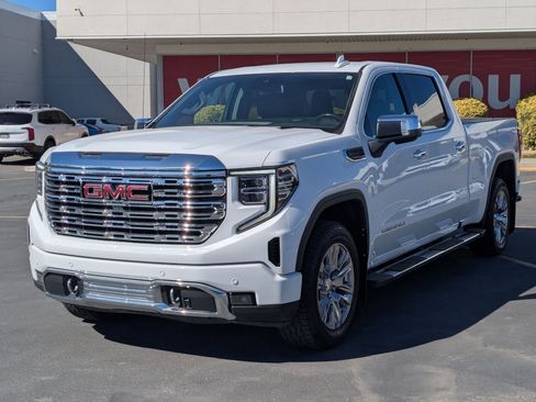 Used 2023 GMC Sierra 1500 Denali AWD/4WD image 7