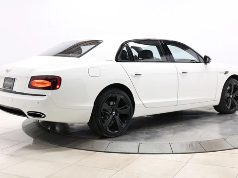 Used 2018 Bentley Flying Spur S W12 AWD/4WD image 4