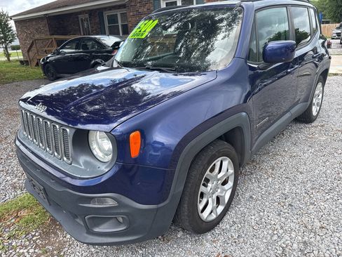 Used 2016 Jeep Renegade Latitude FWD image 7