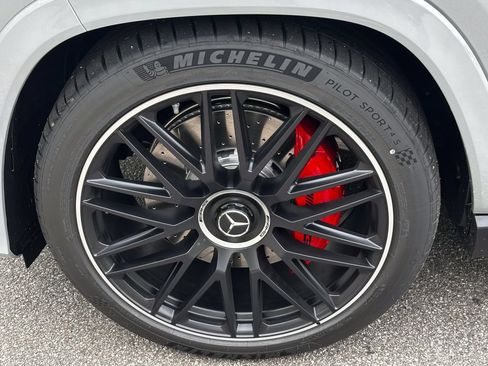 New 2026 Mercedes-Benz GLS 63 AMG 4MATIC image 13